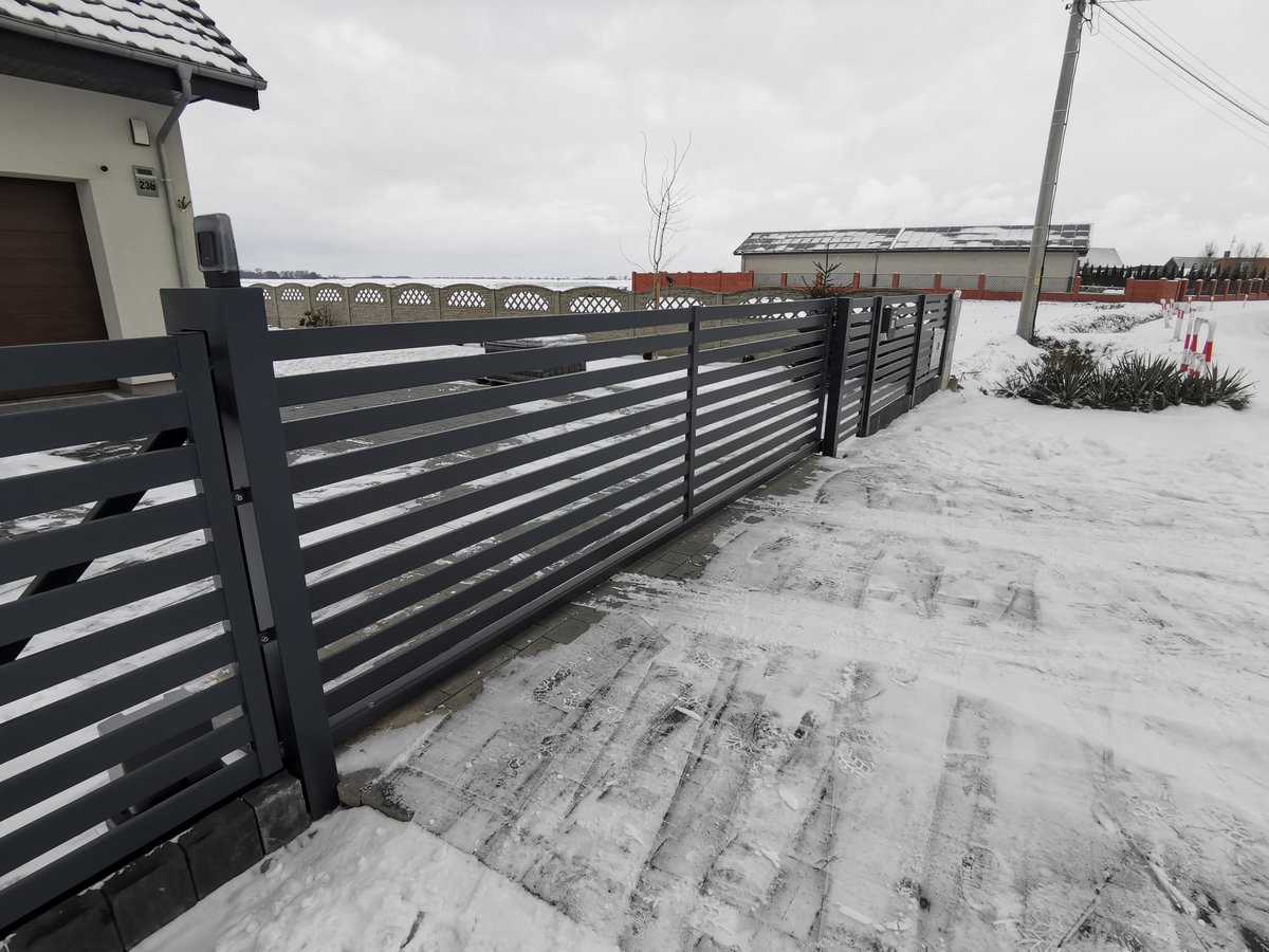 ogrodzenia bramy płoty producent spawanie cynkowanie hale magazyny kontenery konstrukcje stalowe alu